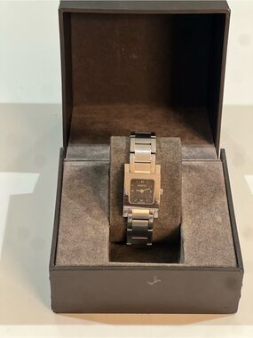 Gucci S - Steel Square Dail Watch 7905P-
07935